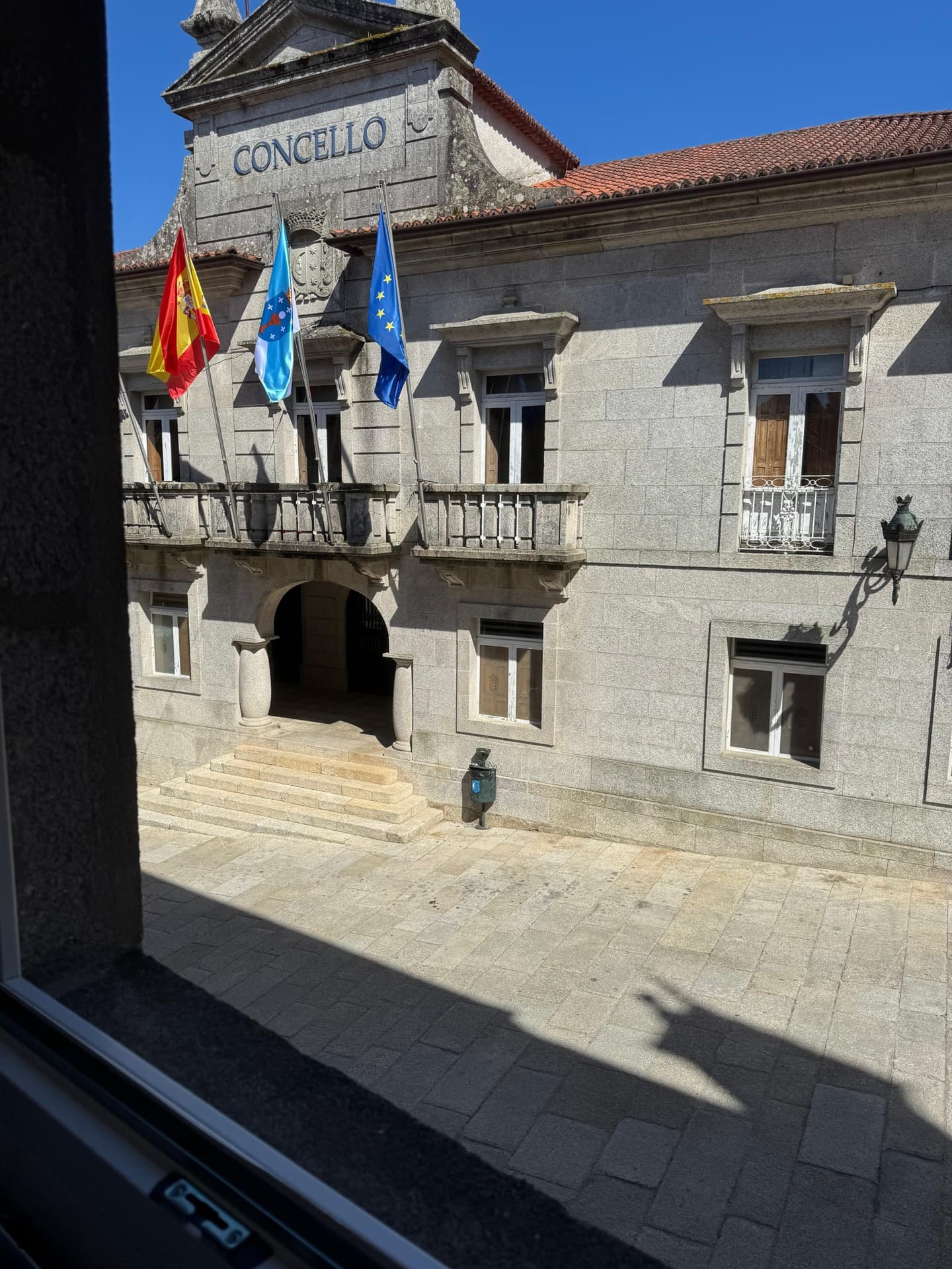 Casco histórico de Tui — edificio histórico junto al apartamento
